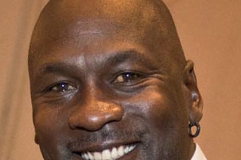 Michael Jordan Weighs In on Jerry Krause's Health Decision as Basketball Legend's Legacy Dominates Sports Discourse